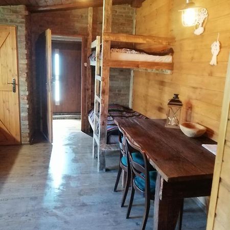 Agroturystyka Pod Dobrymi Skrzydlami Wiski Bagian luar foto